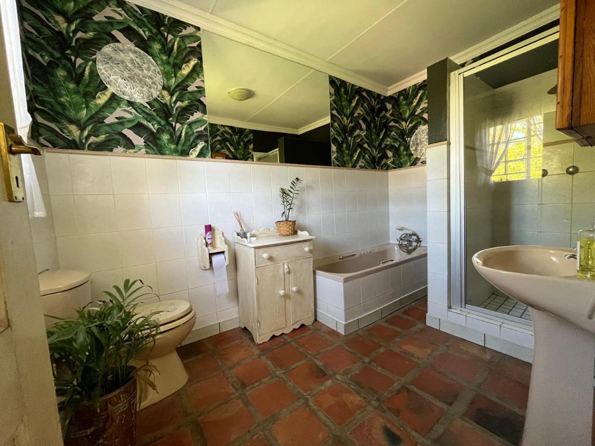 The Gallery Lounge Potchefstroom Exterior photo